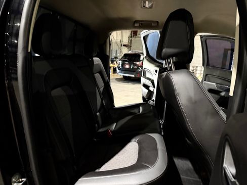 Used 2018 Chevrolet Colorado Z71 AWD/4WD image 22