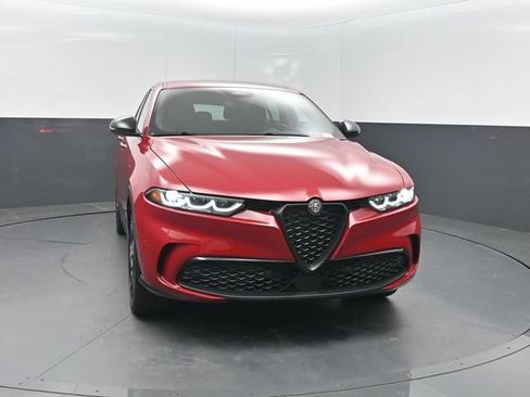 Used 2024 Alfa Romeo Tonale Veloce AWD/4WD image 34