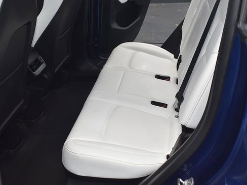 Used 2020 Tesla Model Y Long Range AWD/4WD image 15