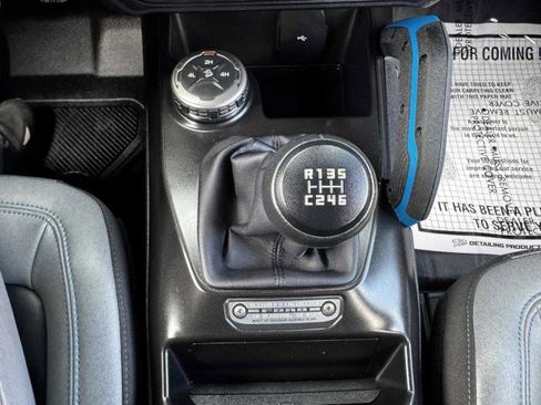 Used 2023 Ford Bronco Black Diamond image 32