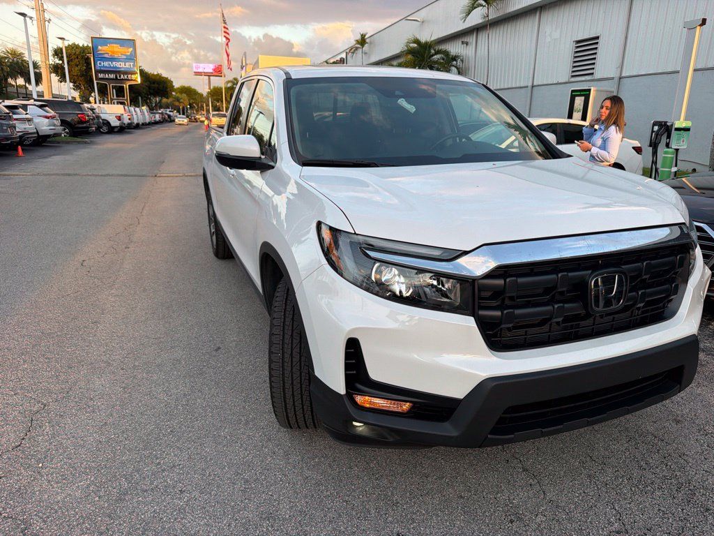 Used 2025 Honda Ridgeline RTL image 2