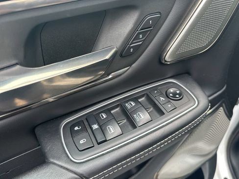 Used 2021 RAM 1500 Limited AWD/4WD image 17