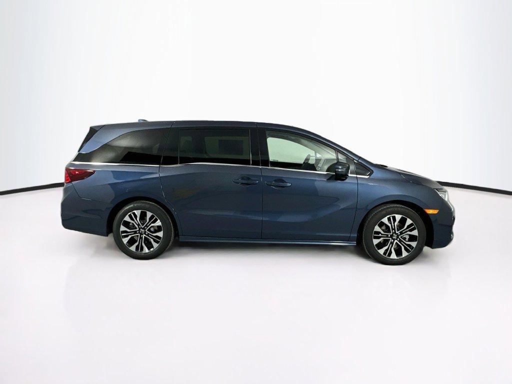 Used 2026 Honda Odyssey Elite image 9