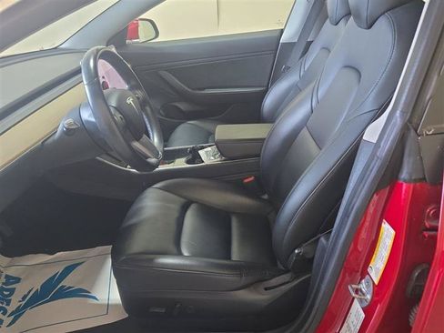 Used 2019 Tesla Model 3 RWD image 4