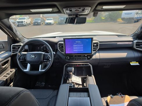 New 2026 Toyota Tundra Platinum AWD/4WD image 29