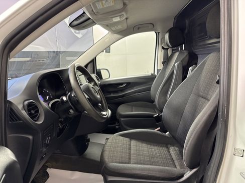 Used 2016 Mercedes-Benz Metris image 12