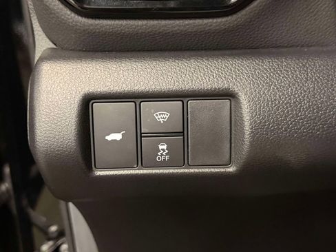 Used 2025 Honda Pilot TrailSport image 30
