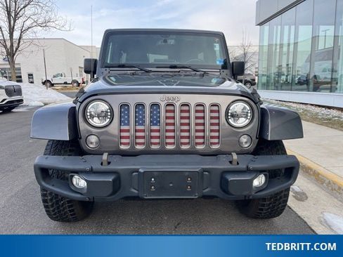 Used 2018 Jeep Wrangler Unlimited Sport image 2
