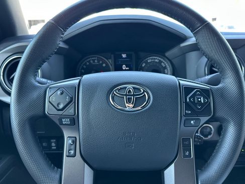 Certified 2023 Toyota Tacoma TRD Off-Road w/ Technology Package AWD/4WD image 22