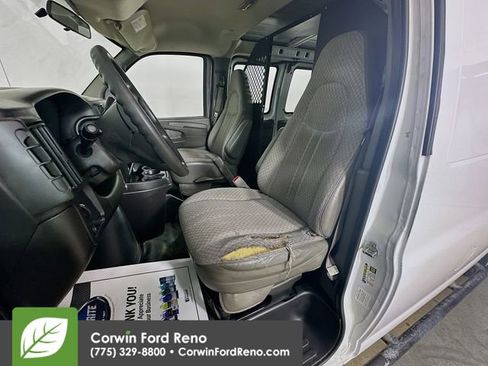Used 2005 GMC Savana 2500 RWD image 20