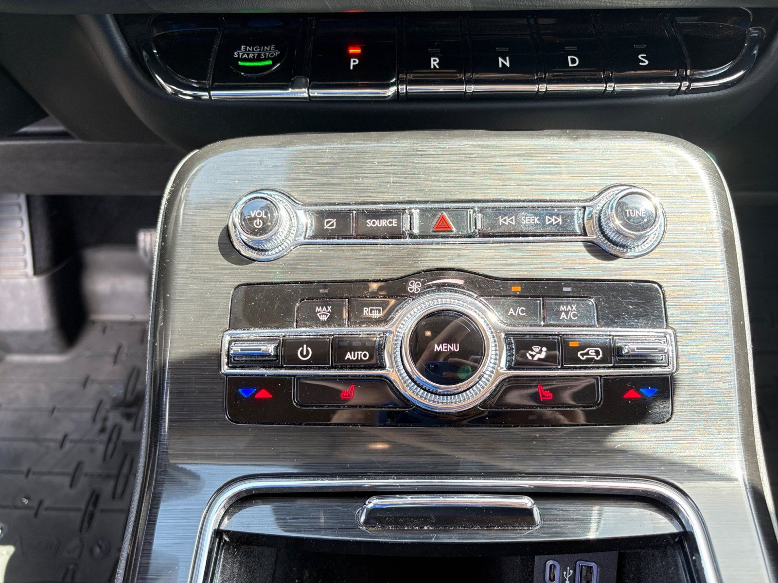 Used 2022 Lincoln Nautilus FWD image 19