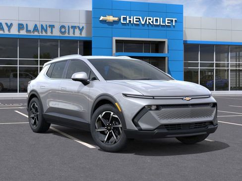 New 2026 Chevrolet Equinox EV LT image 7