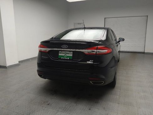 Used 2017 Ford Fusion SE w/ Equipment Group 201A image 7