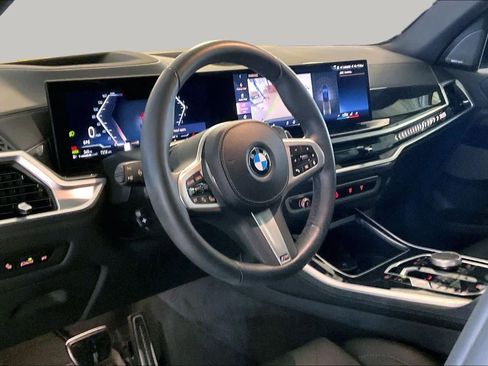 Certified 2026 BMW X5 xDrive40i w/ M Sport Package AWD/4WD image 16