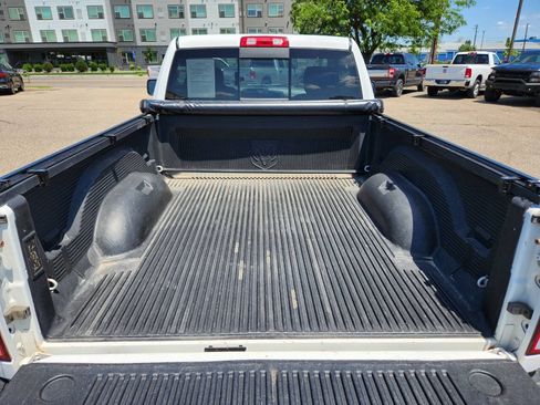Used 2014 RAM 1500 Express RWD image 23