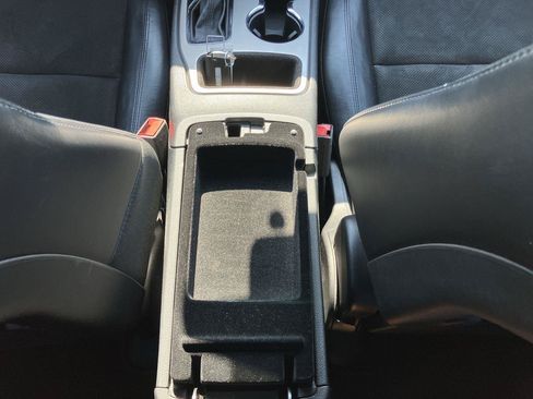 Used 2019 Jeep Grand Cherokee Altitude RWD image 18