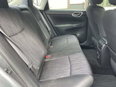 Used 2018 Nissan Sentra SV FWD image 10