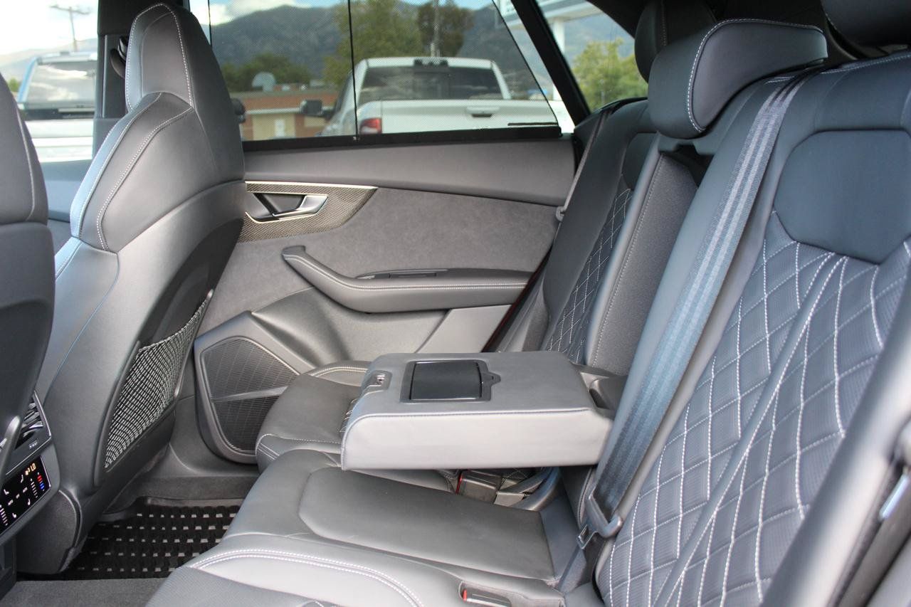 Used 2023 Audi SQ8 Prestige AWD/4WD image 24