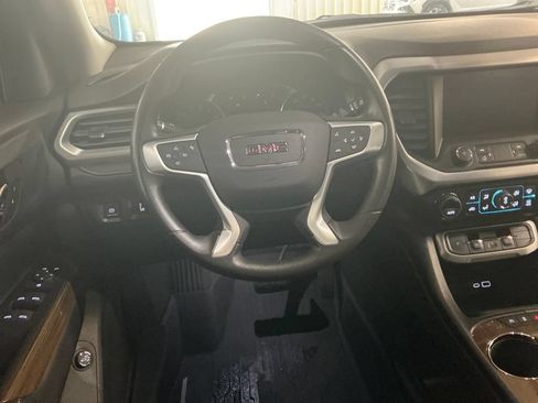 Used 2023 GMC Acadia SLE w/ Driver Convenience Package AWD/4WD image 16