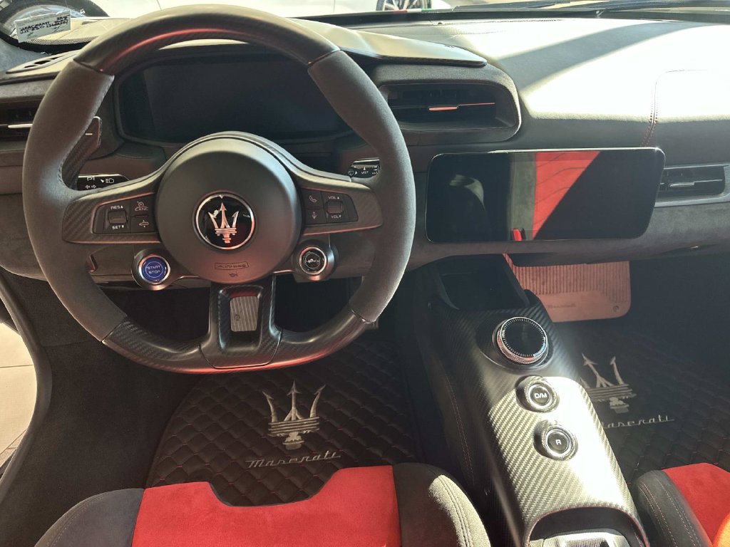 Used 2023 Maserati MC20 Coupe RWD image 15