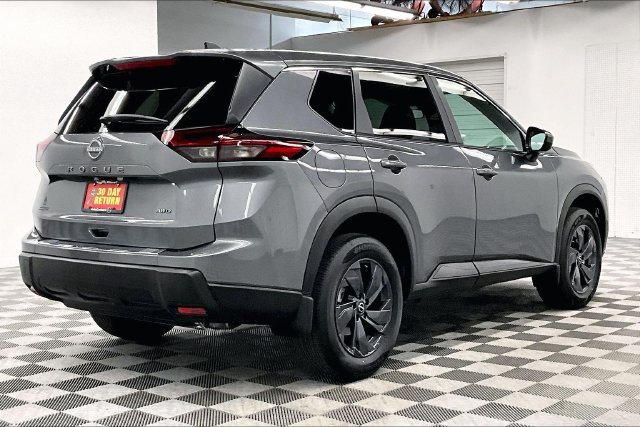 New 2026 Nissan Rogue SV AWD/4WD image 17