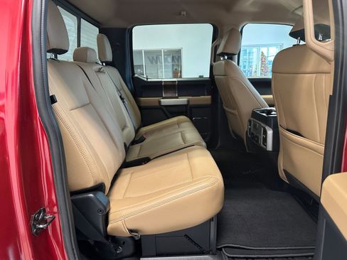 Used 2022 Ford F250 Lariat w/ Chrome Package image 14