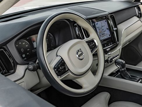 Used 2021 Volvo XC60 T5 Inscription w/ Advanced Package FWD image 14