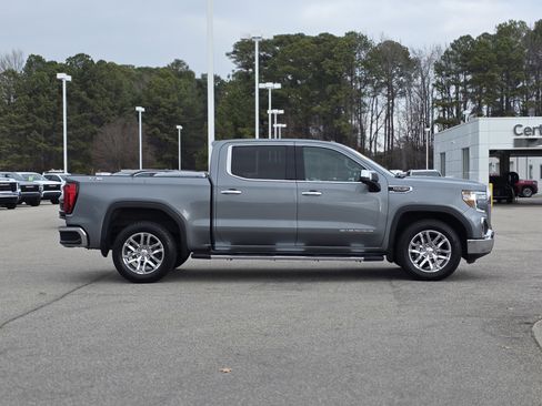 Used 2022 GMC Sierra 1500 SLT w/ SLT Premium Package image 8