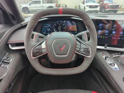 Used 2022 Chevrolet Corvette Stingray Premium Cpe w/ Z51 Performance Package RWD image 12