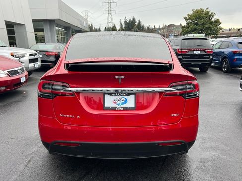 Used 2016 Tesla Model X 90D image 9