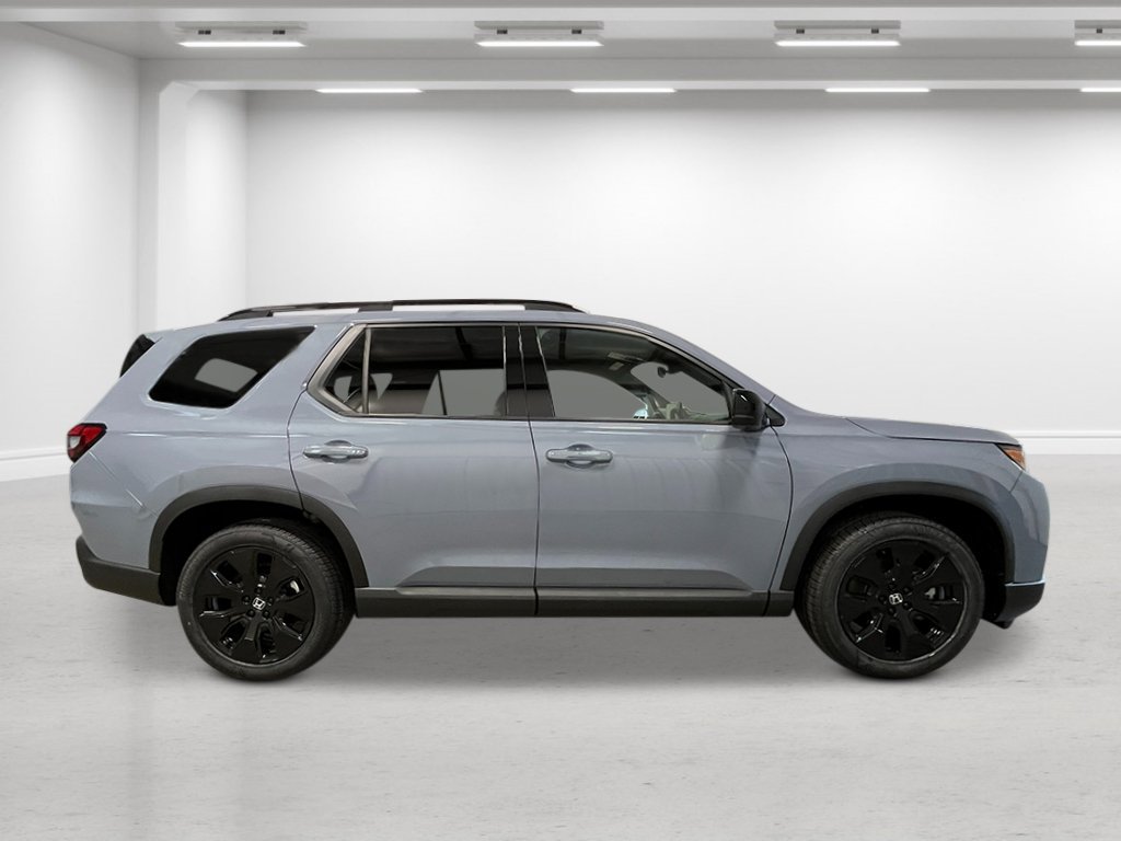 New 2026 Honda Pilot Black Edition image 9