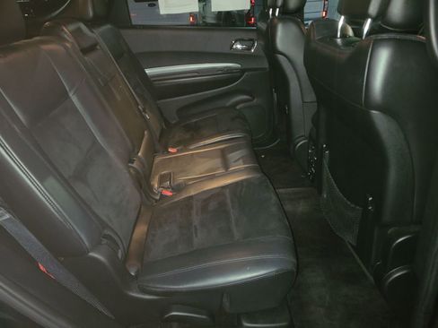 Used 2018 Dodge Durango GT image 39