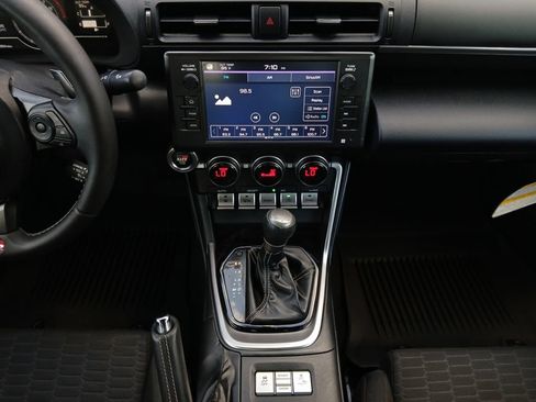 Used 2023 Toyota GR86 RWD image 3