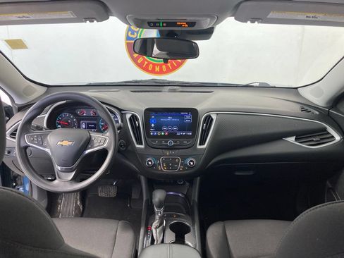 Used 2024 Chevrolet Malibu LT FWD image 8