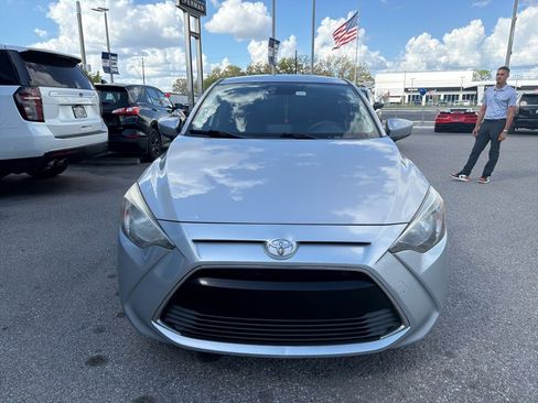 Used 2017 Toyota Yaris iA image 13