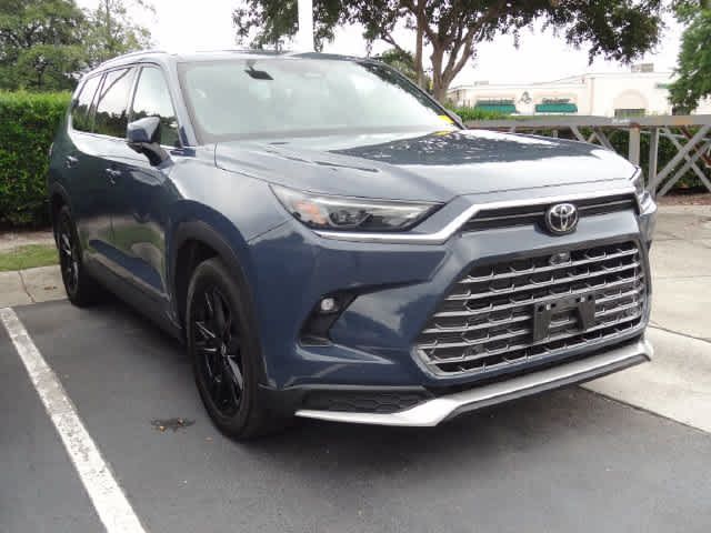Used 2024 Toyota Grand Highlander AWD Hybrid image 3