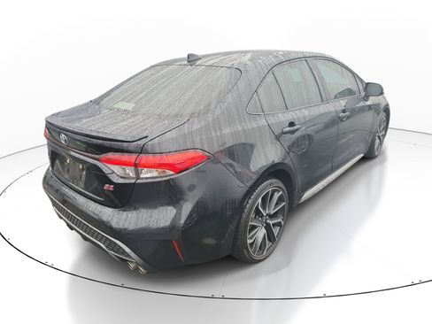 Used 2022 Toyota Corolla SE image 6
