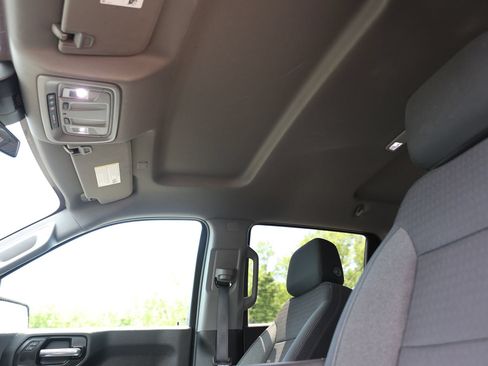 Used 2023 Chevrolet Silverado 1500 Custom AWD/4WD image 24