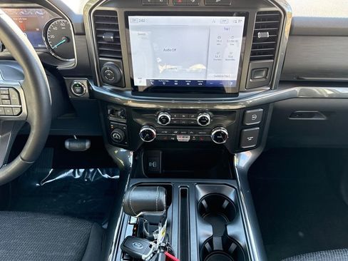 Used 2022 Ford F150 XLT w/ Equipment Group 302A High image 17