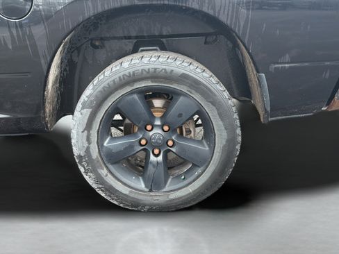 Used 2017 RAM 1500 Express w/ Black Ram 1500 Express Group AWD/4WD image 11