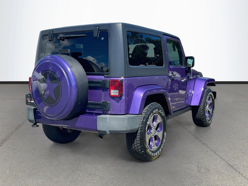 Used 2018 Jeep Wrangler Sahara w/ Connectivity Group AWD/4WD image 7