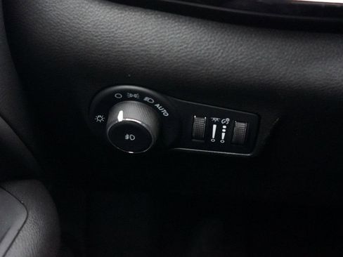 New 2026 Jeep Compass Limited image 14