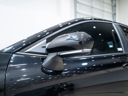 Certified 2025 Toyota Camry SE w/ Convenience Package image 12