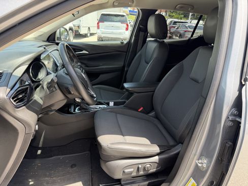 Used 2023 Buick Encore GX Select w/ Safety Package II AWD/4WD image 13