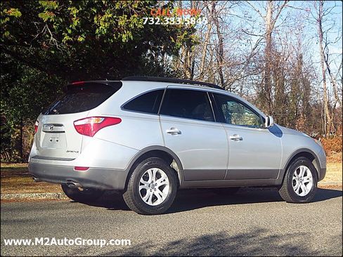 Used 2010 Hyundai Veracruz GLS FWD image 4