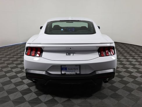 Used 2025 Ford Mustang GT RWD image 7
