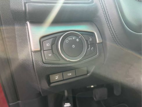 Used 2017 Ford Explorer Platinum image 35
