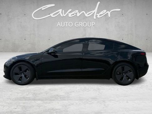 Used 2023 Tesla Model 3 Standard Range image 13