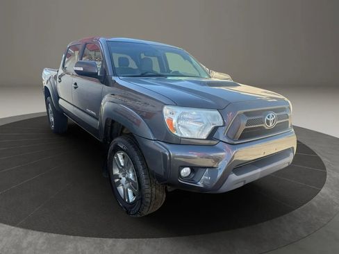 Used 2012 Toyota Tacoma 4x4 Double Cab w/ TRD Sport Upgrade Pkg image 4