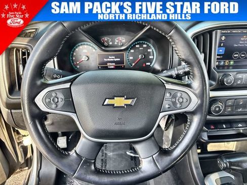 Used 2020 Chevrolet Colorado LT RWD image 23